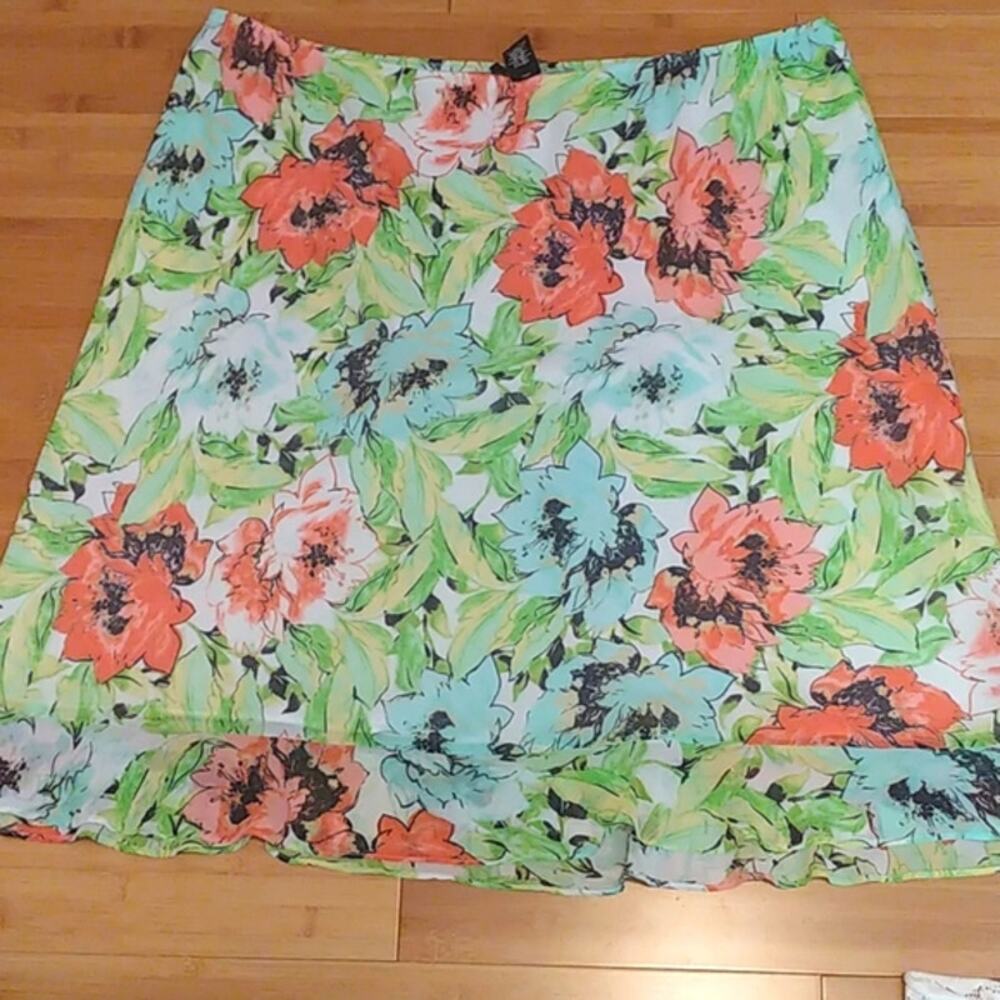 Apostrophe Skirt Floral Ruffle Lined Sz 20-22W Multicolor